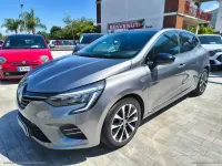 Käytetty Renault Clio V Intens 101 HP (74 kW) 2023 Harmaa Sedan