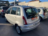 Usata Lancia Musa 95 CV (69 kW) 2011 Argento Monovolume