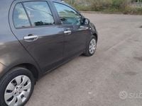Second-hand Toyota Yaris 90 CP (66 kW) 2011 Gri Hatchback