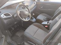 Usata Renault Scénic III Luxe 110 CV (80 kW) 2012 Marrone Monovolume