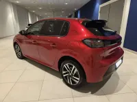 Usata Peugeot 208 Allure 101 CV (74 kW) 2022 Other Utilitaria