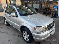 Usata Mercedes ML320 218 CV (160 kW) 1999 Argento SUV