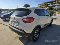 Gebraucht Renault Captur Intens 90 PS (66 kW) 2017 Beige SUV