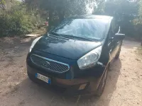 Usata Kia Venga 90 CV (66 kW) 2011 Nero Utilitaria