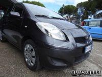 Usata Toyota Yaris 101 CV (74 kW) 2009 Grigio(met.) Utilitaria