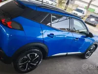Usata Peugeot 2008 Allure 131 CV (96 kW) 2022 Bluazzurro SUV