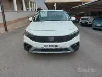 Usata Fiat Tipo Cross 131 CV (96 kW) 2023 Bianco Berlina