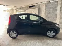 Usata Opel Agila 65 CV (47 kW) 2010 Nero Utilitaria
