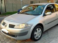 Usata Renault Mégane II Dynamique 82 CV (60 kW) 2004 Argento Berlina