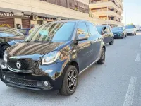 Usata Smart ForFour Prime 71 CV (52 kW) 2018 Nero Utilitaria