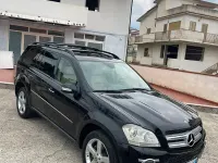 Käytetty Mercedes GL320 224 HP (164 kW) 2007 Katumaasturi