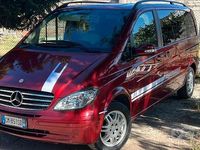 Usata Mercedes Viano 150 CV (110 kW) 2004 Rosso Monovolume