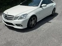 Usata Mercedes E350 AMG 231 CV (169 kW) 2009 Bianco Coupé