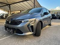 Nuova Renault Clio V Evolution 101 CV (74 kW) 2026 Gray Berlina