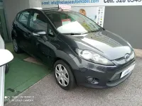 Usata Ford Fiesta Ghia 68 CV (50 kW) 2008 Grigio Utilitaria