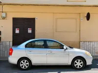 Usata Hyundai Accent 110 CV (80 kW) 2007 Grigio Berlina