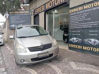 Usata Toyota Corolla 90 CV (66 kW) 2002 Grigio Berlina