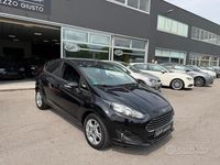 Usata Ford Fiesta 100 CV (73 kW) 2013 Nero Utilitaria