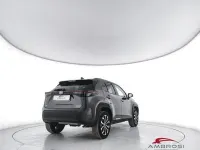 Usata Toyota Yaris 92 CV (67 kW) 2023 Grigio Utilitaria