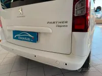 Usata Peugeot Partner Tepee 92 CV (67 kW) 2012 Bianco Monovolume