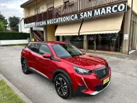 Usata Peugeot 2008 Allure 101 CV (74 kW) 2020 Rosso SUV