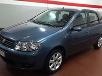 Usata Fiat Punto Dynamic 95 CV (69 kW) 2003 Blu/azzurro Utilitaria