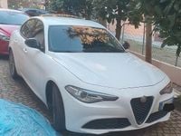 Usata Alfa Romeo Giulia Super 150 CV (110 kW) 2018 Bianco Berlina