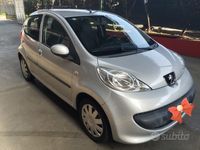 usata Peugeot 107 5p 1.0 12v Plaisir 2tronic cambio automatico