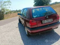 Usata VW Golf III 75 CV (55 kW) 1994 Rosso Berlina