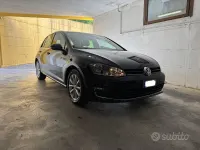 Usata VW Golf VII LOUNGE 110 CV (80 kW) 2016 Nero Berlina
