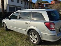 Usata Opel Astra 110 CV (80 kW) 2009 Grigio Station wagon