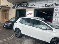 Usata Peugeot 2008 Active 100 CV (73 kW) 2017 Bianco SUV