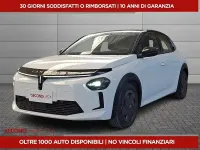 Usata Lancia Ypsilon 114 kW (156 CV) 2025 Bianco Utilitaria