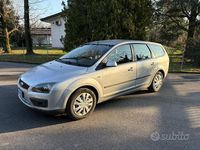 Usata Ford Focus 116 CV (85 kW) 2006 Grigio Berlina