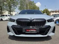 Usata BMW 540 M Sport 285 CV (209 kW) 2025 Grigio Station wagon