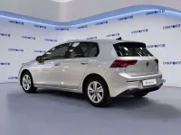 Usata VW Golf VII Life 131 CV (96 kW) 2021 Argento Utilitaria