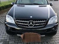 Usata Mercedes 280 Chrome 190 CV (139 kW) 2007 Nero SUV
