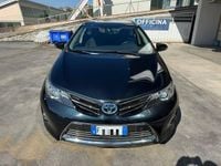 Usata Toyota Auris Touring Sports Lounge 2015 Blu Station wagon