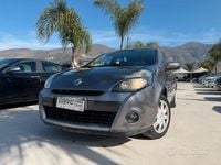 Usata Renault Clio II 75 CV (55 kW) 2010 Grigio Berlina