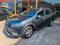 Usata Dacia Sandero Stepway 90 CV (66 kW) 2017 Grigio Berlina