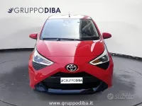 Usata Toyota Aygo 72 CV (52 kW) 2021 Rosso Utilitaria