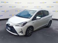 Usata Toyota Yaris Hybrid Active 101 CV (74 kW) 2018 Bianco Utilitaria