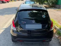 Usata Lancia Ypsilon 69 CV (50 kW) 2014 Nero Utilitaria