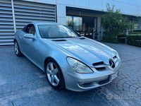 Usata Mercedes SLK200 163 CV (119 kW) 2005 Grigio Cabrio