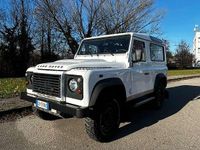 Usata Land Rover Defender 122 CV (89 kW) 2012 Bianco Station wagon