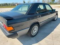 Usata Mercedes 190 105 CV (77 kW) 1987 Berlina