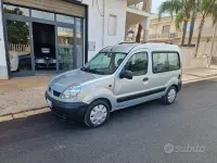 Usata Renault Kangoo 75 CV (55 kW) 2005 Grigio Monovolume