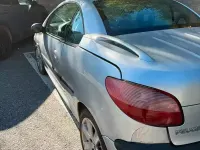 Usata Peugeot 206 CC 90 CV (66 kW) 2003 Grigio Cabrio