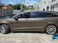 Usata Ford Mondeo Vignale 179 CV (131 kW) 2016 Marrone Station wagon
