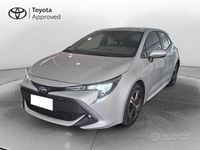 Usata Toyota Corolla Active 122 CV (89 kW) 2022 Argento Berlina